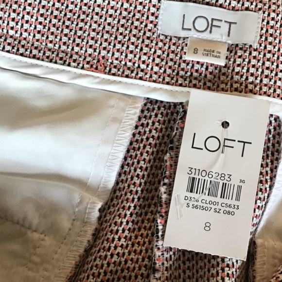 NWT LOFT Curvy Structured Shorts Coral, Black, and White Sz 8 - Picture 4 of 4